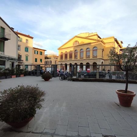 Appartamento Al Teatro ليفورنو المظهر الخارجي الصورة